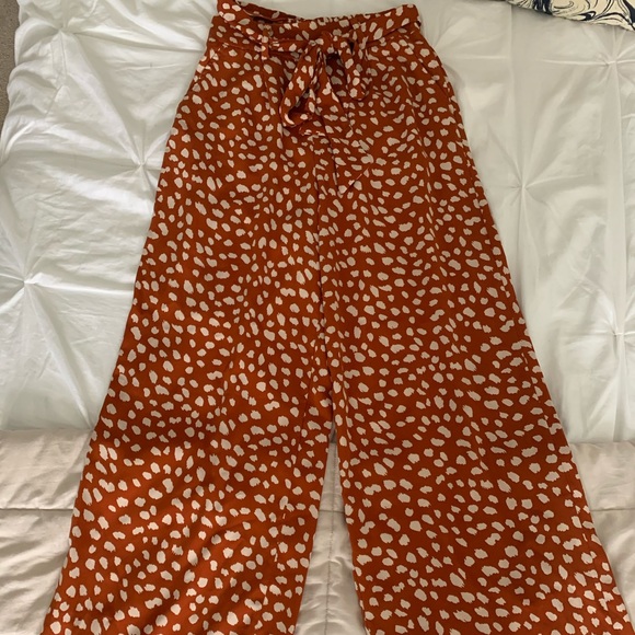 Dark orange/red and cream spotted flowery pants - Picture 2 of 3